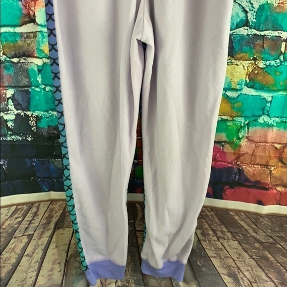 DISNEY The Little Mermaid Pajamas size L/XL - Picture 7 of 7